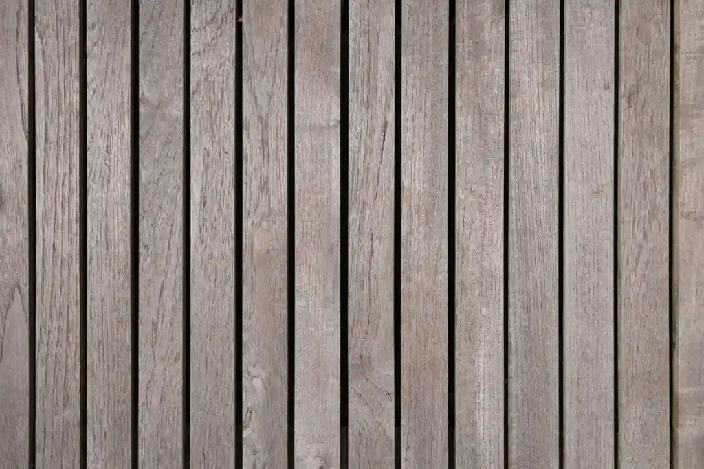What Makes the Best Decking Wood? A Materials Science Guide to Ipe, Teak, Cedar, Redwood, and Pine