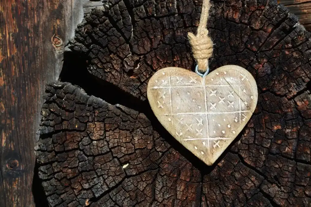 Why Do Some Woods Sink? The Simple Physics of Wood Density