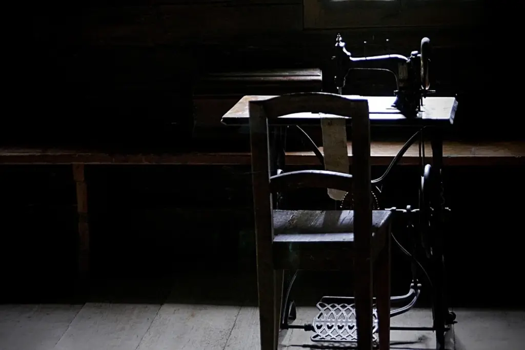 How Does the Iron Acetate Reaction Turn Wood Black?